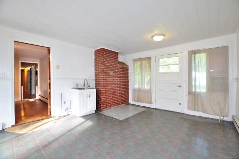 10 Foothills Way Bloomfield CT 06002