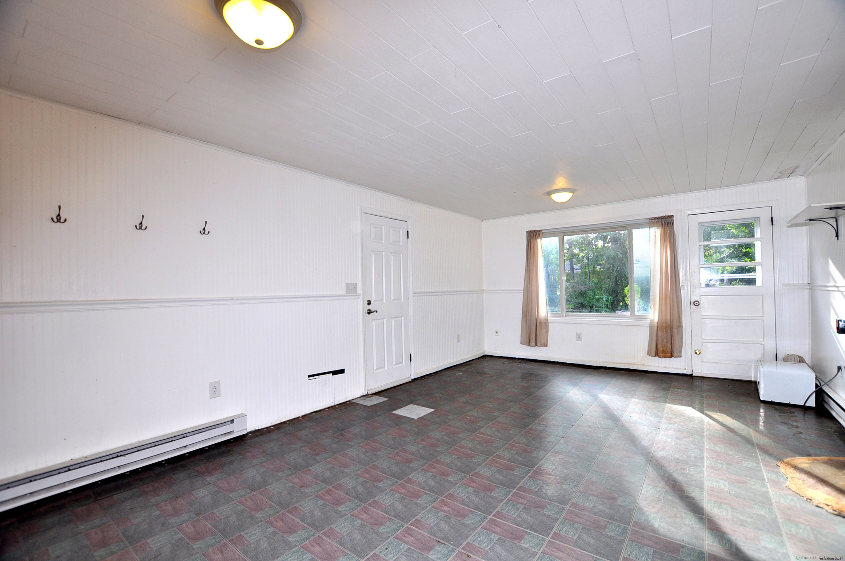 10 Foothills Way Bloomfield CT 06002