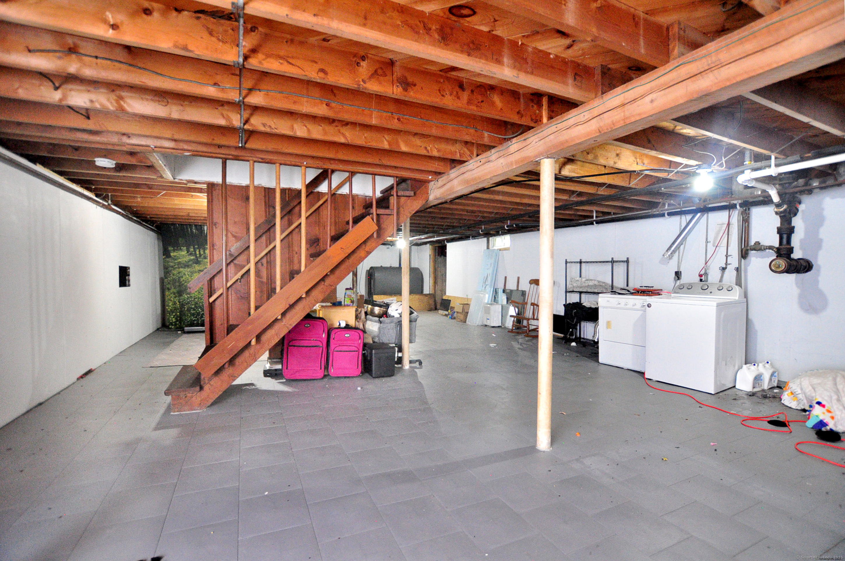 10 Foothills Way Bloomfield CT 06002