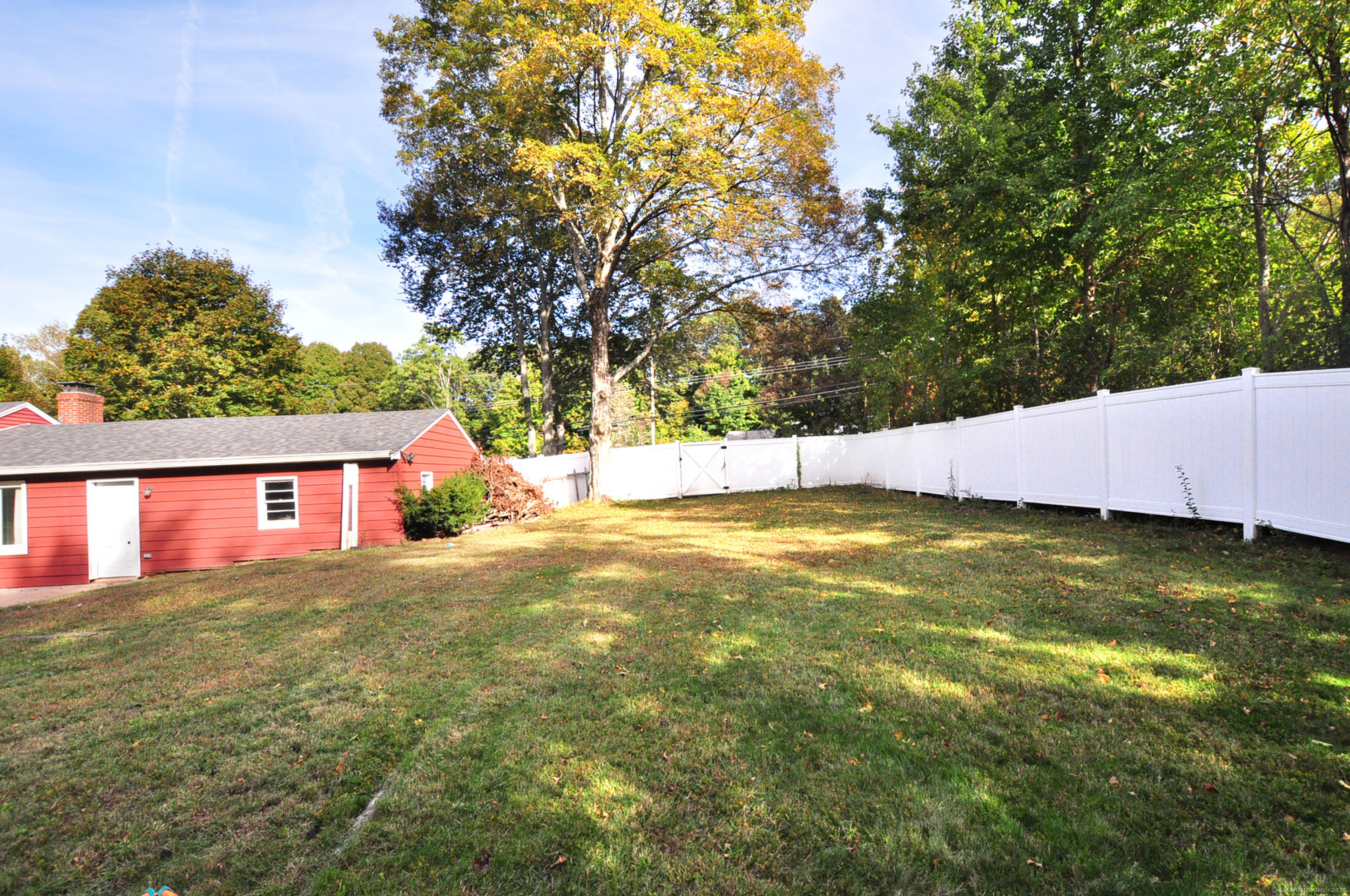 10 Foothills Way Bloomfield CT 06002