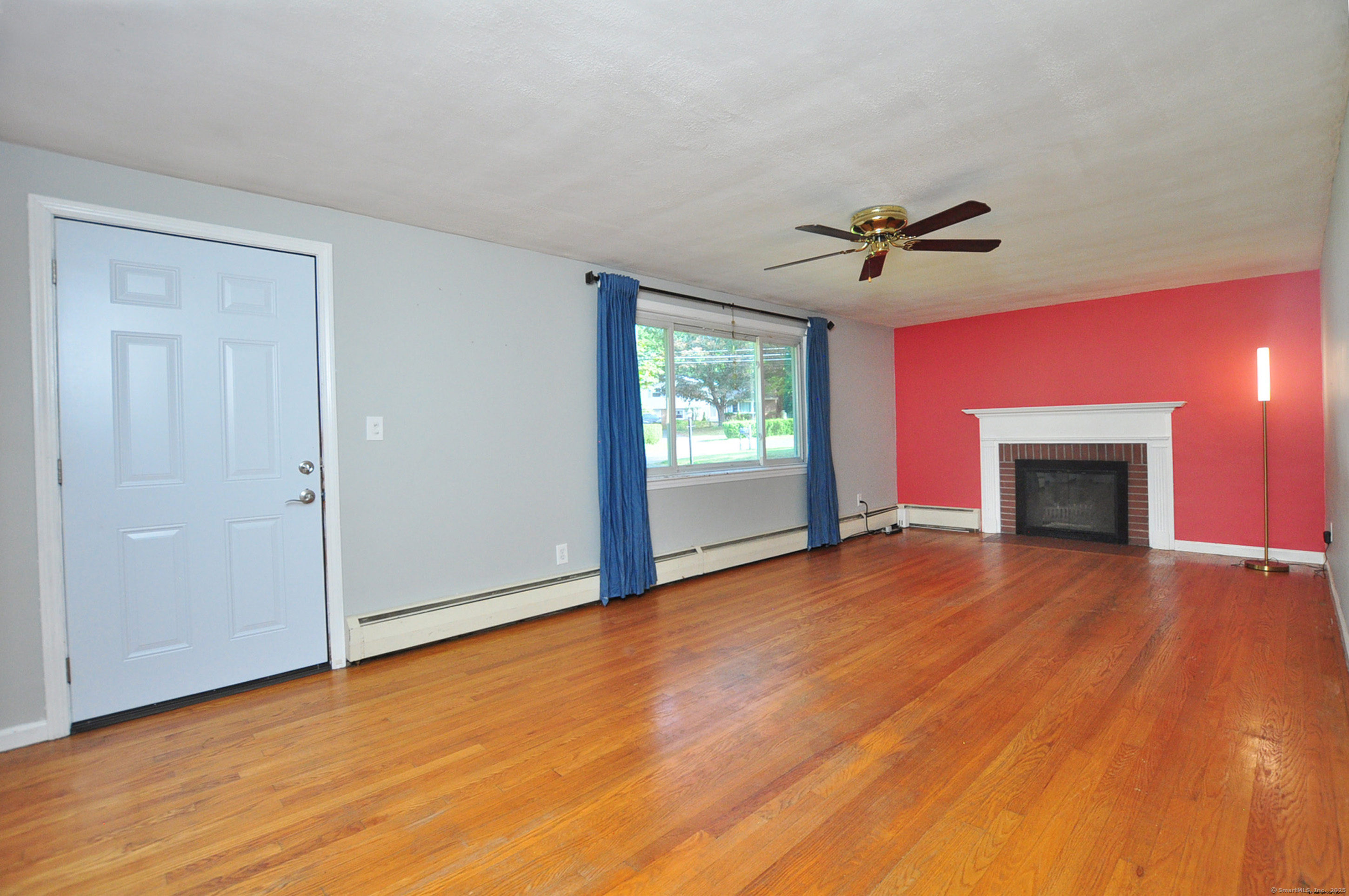 10 Foothills Way Bloomfield CT 06002