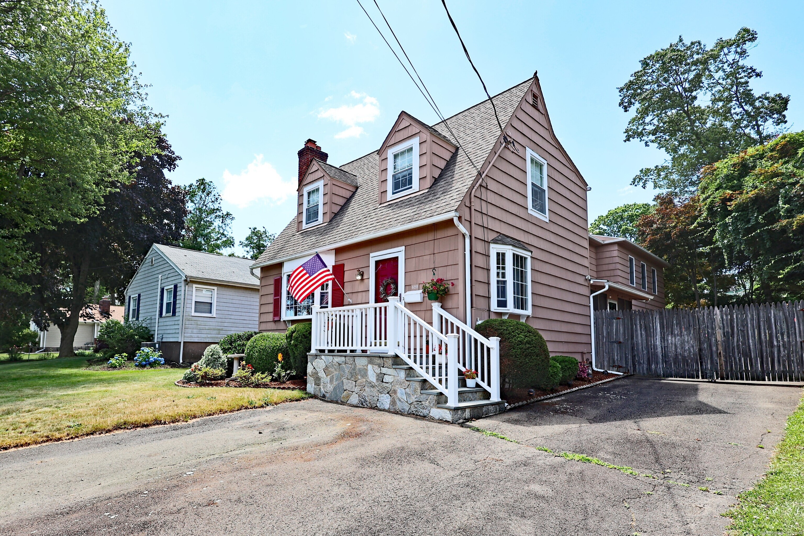 428 Welchs Point Road Milford CT 06460