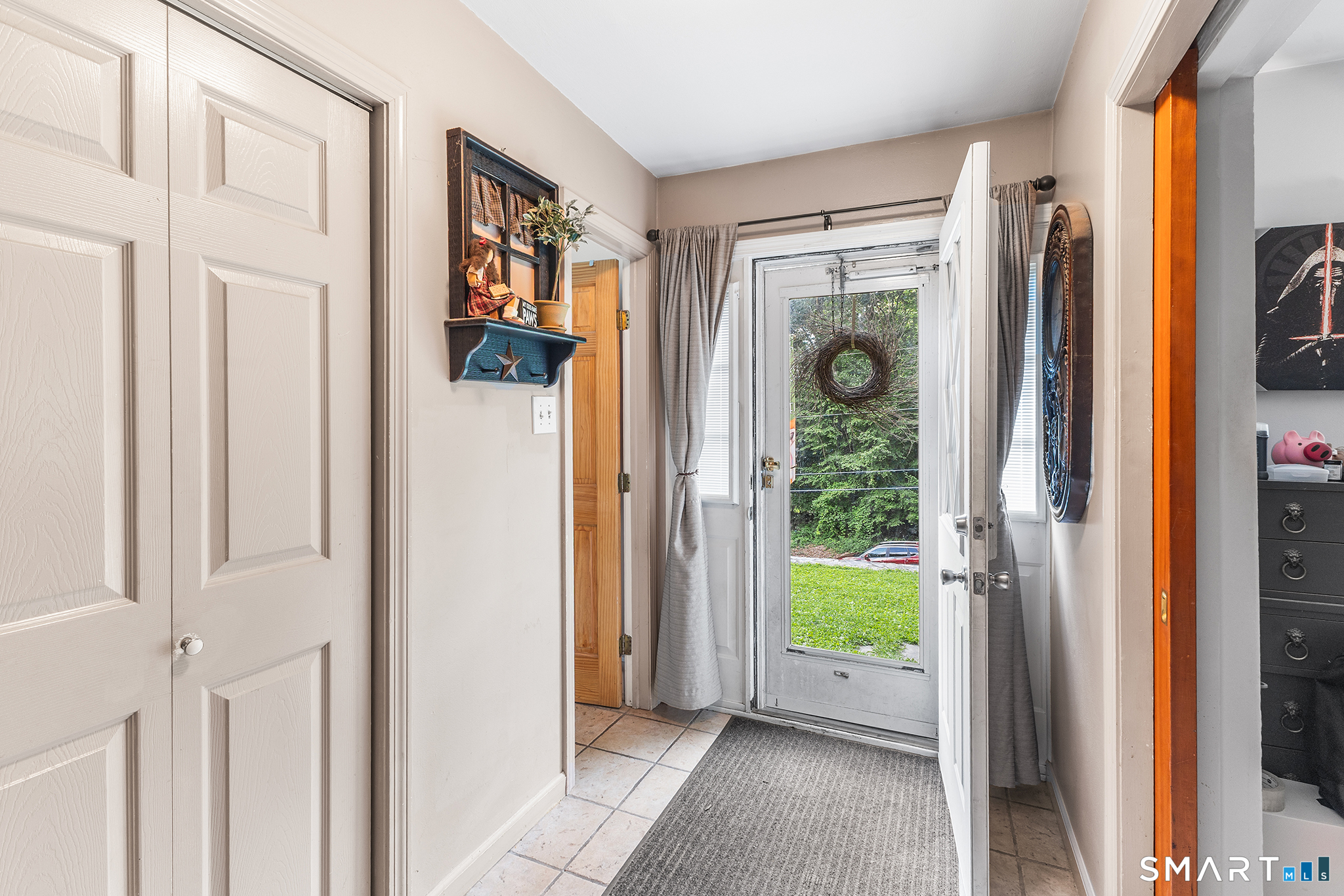 34 Pilgrim Trail Woodbury CT 06798