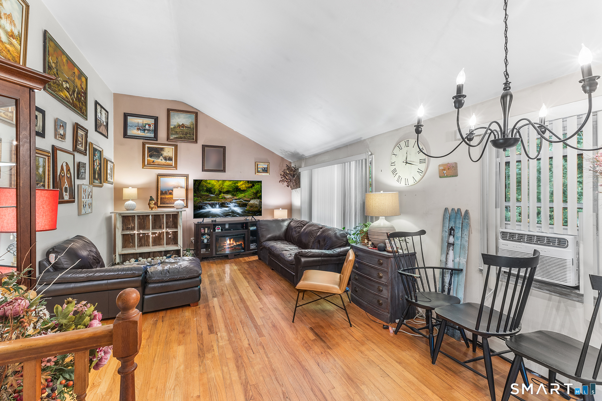 34 Pilgrim Trail Woodbury CT 06798