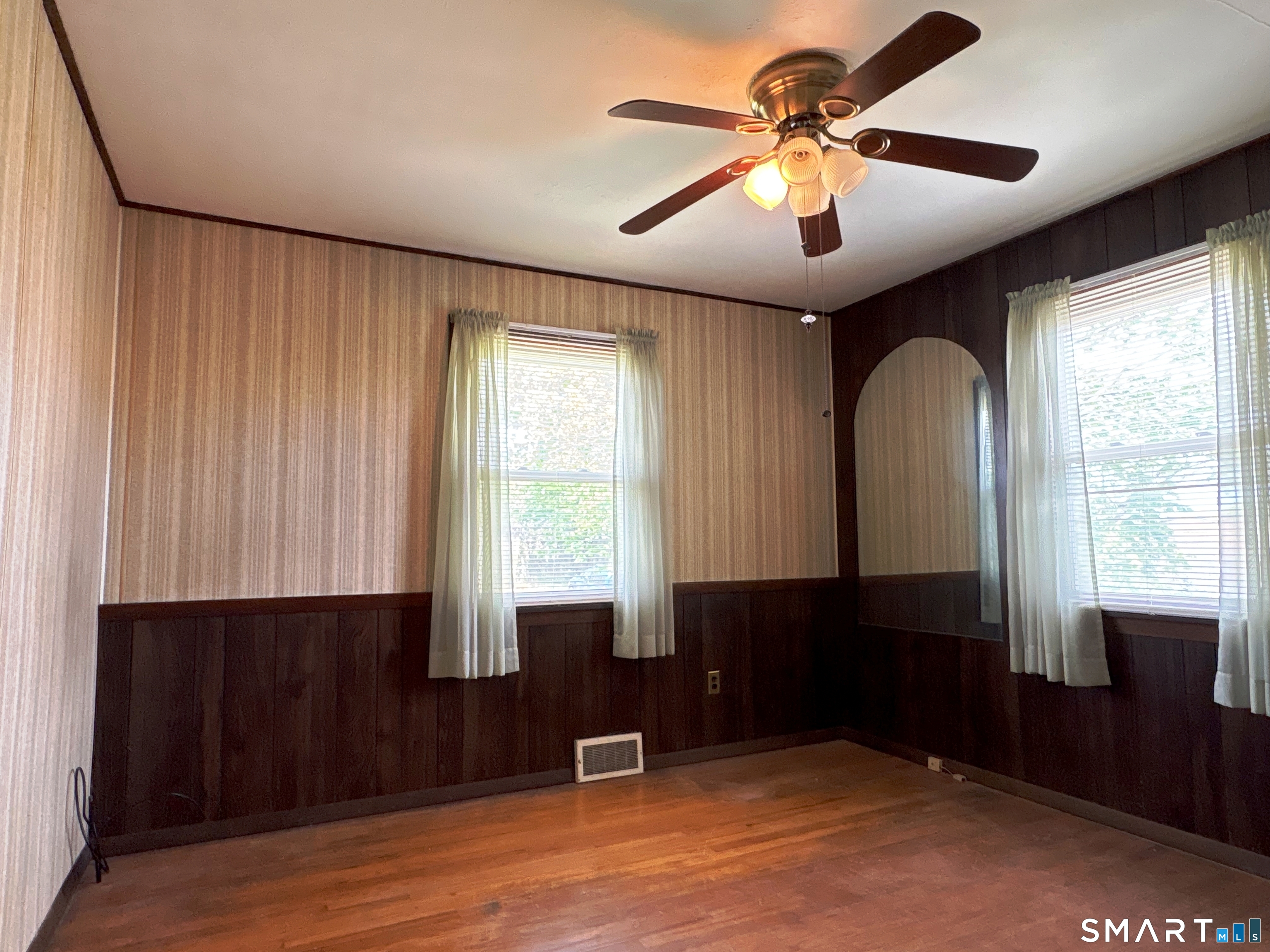 20 Garibaldi Street Watertown CT 06779