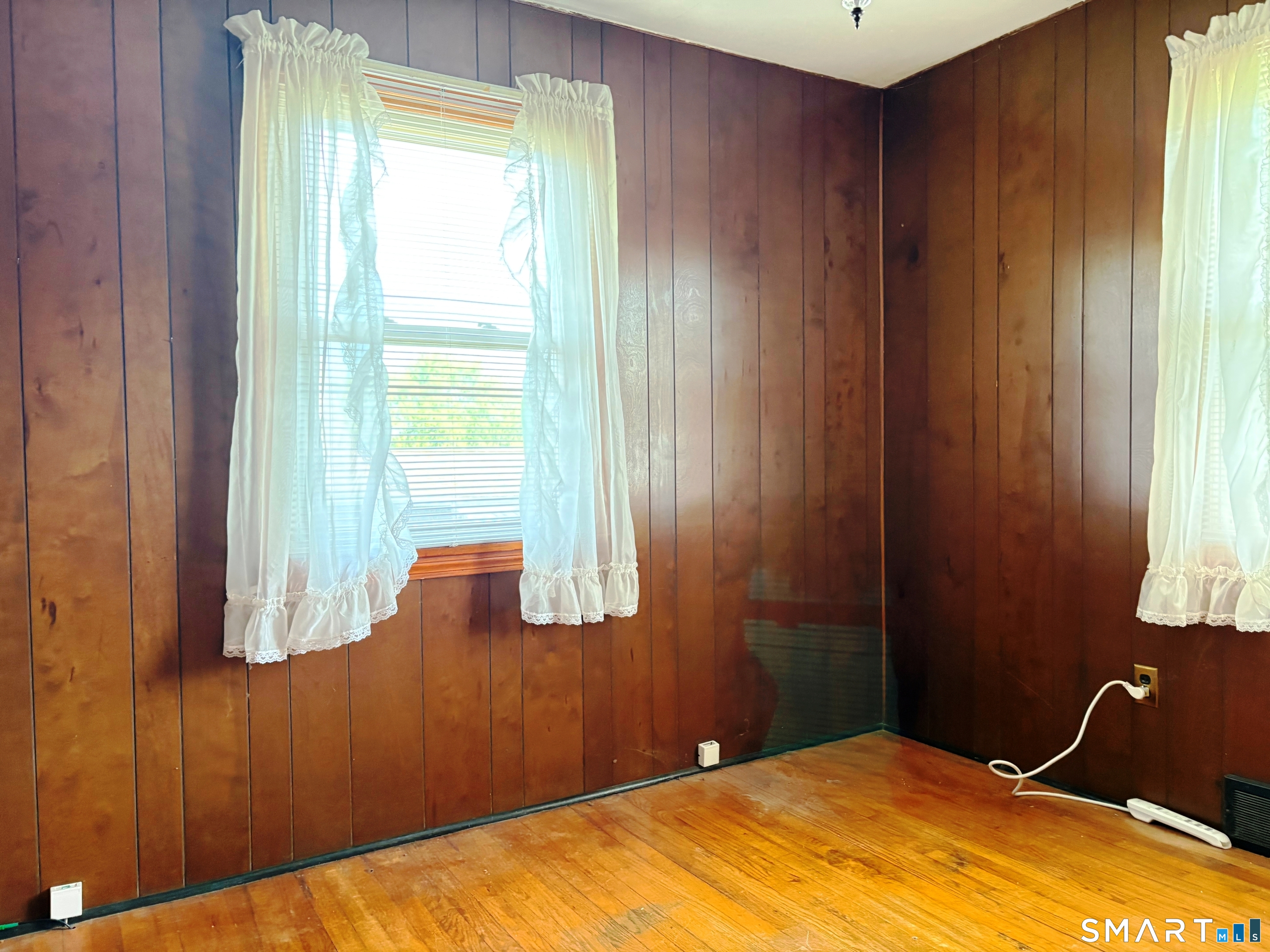20 Garibaldi Street Watertown CT 06779