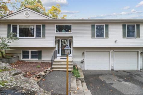41 Linda Lane New Fairfield CT 06812