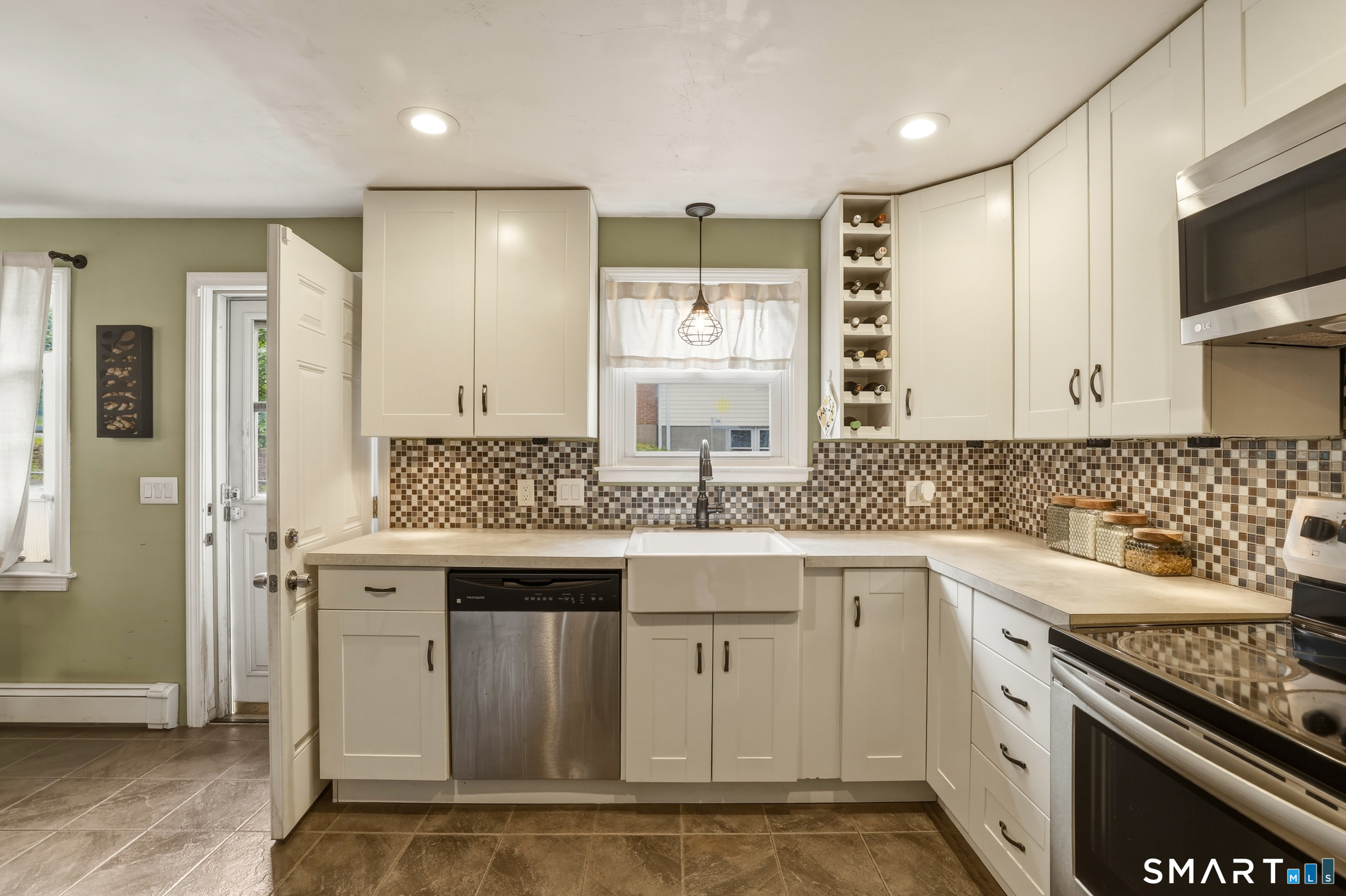 91 Berkeley Road Middletown CT 06457