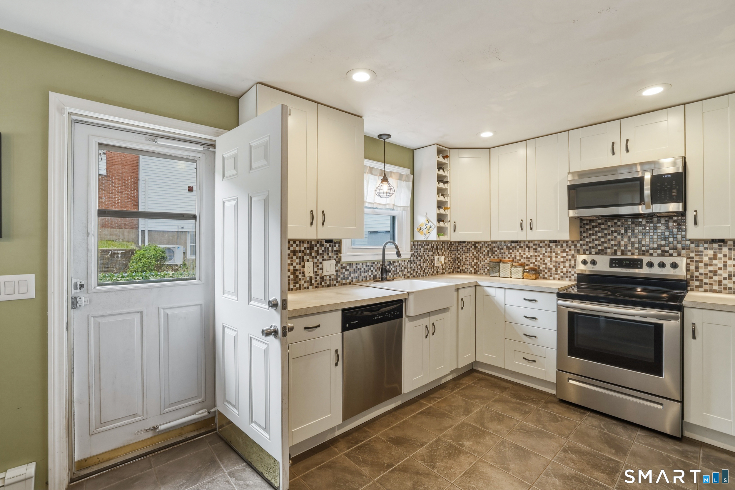 91 Berkeley Road Middletown CT 06457