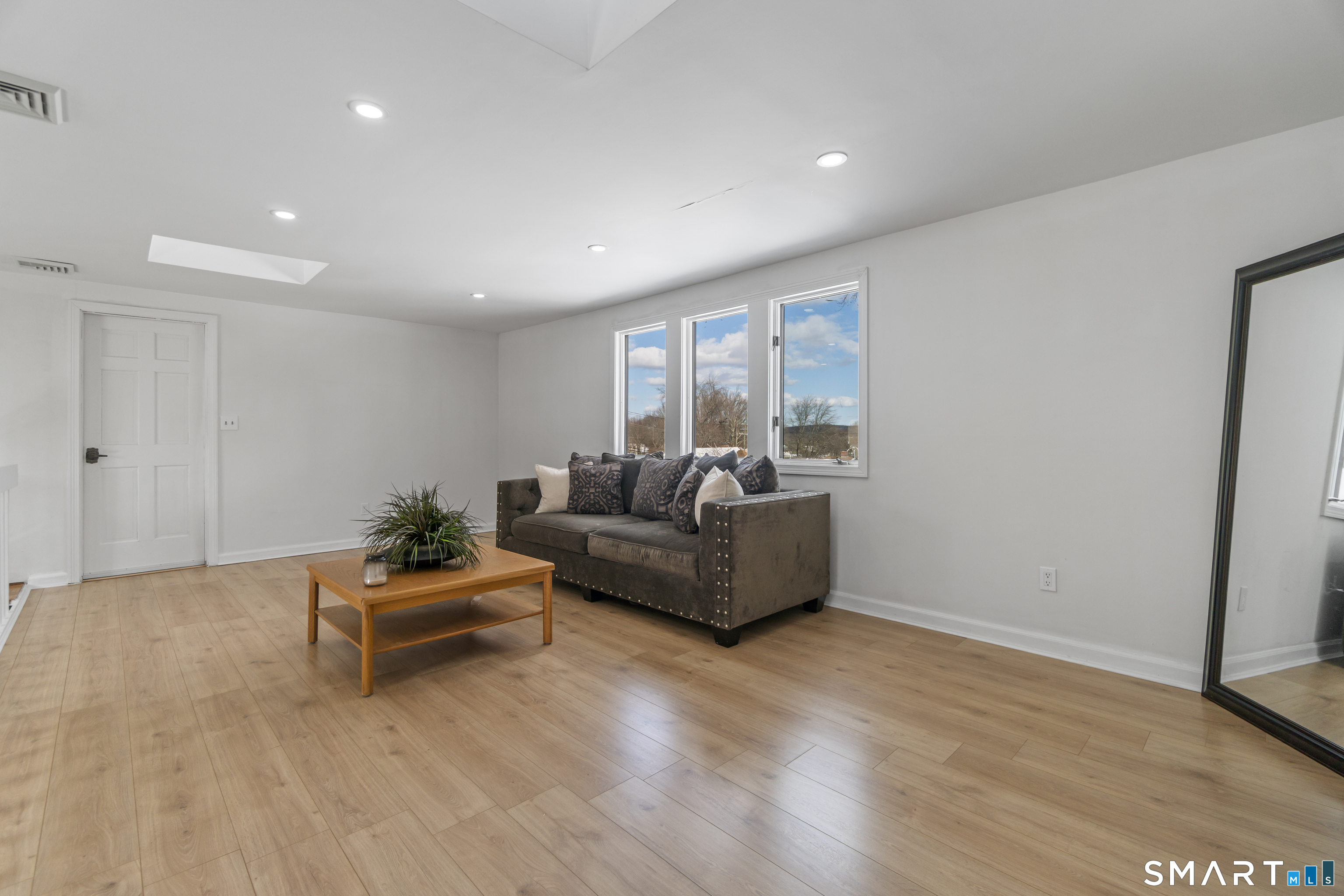 25 Zack Lane Bristol CT 06010