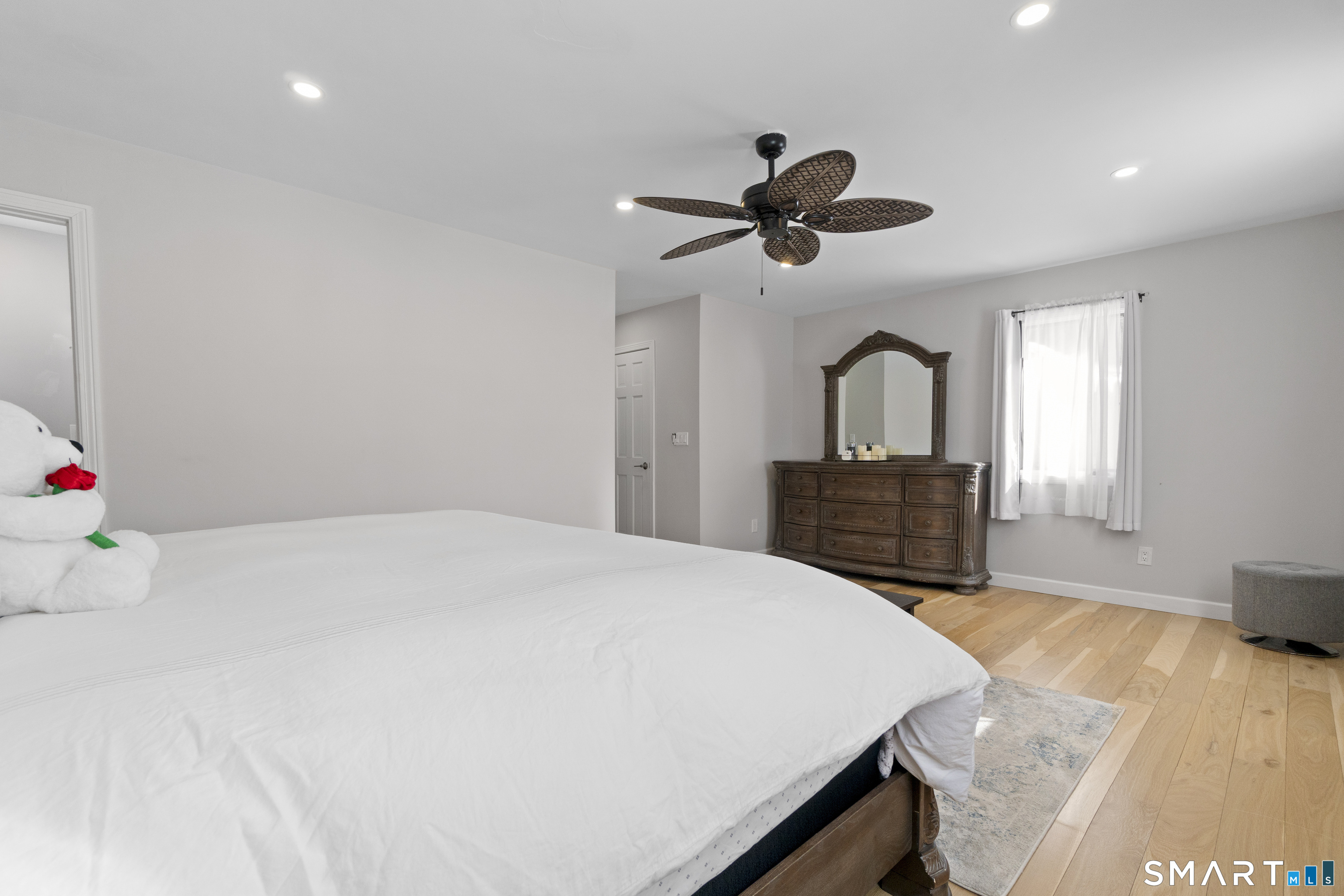 25 Zack Lane Bristol CT 06010