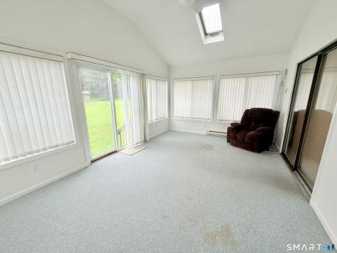46 Lincoln Way Windsor CT 06095