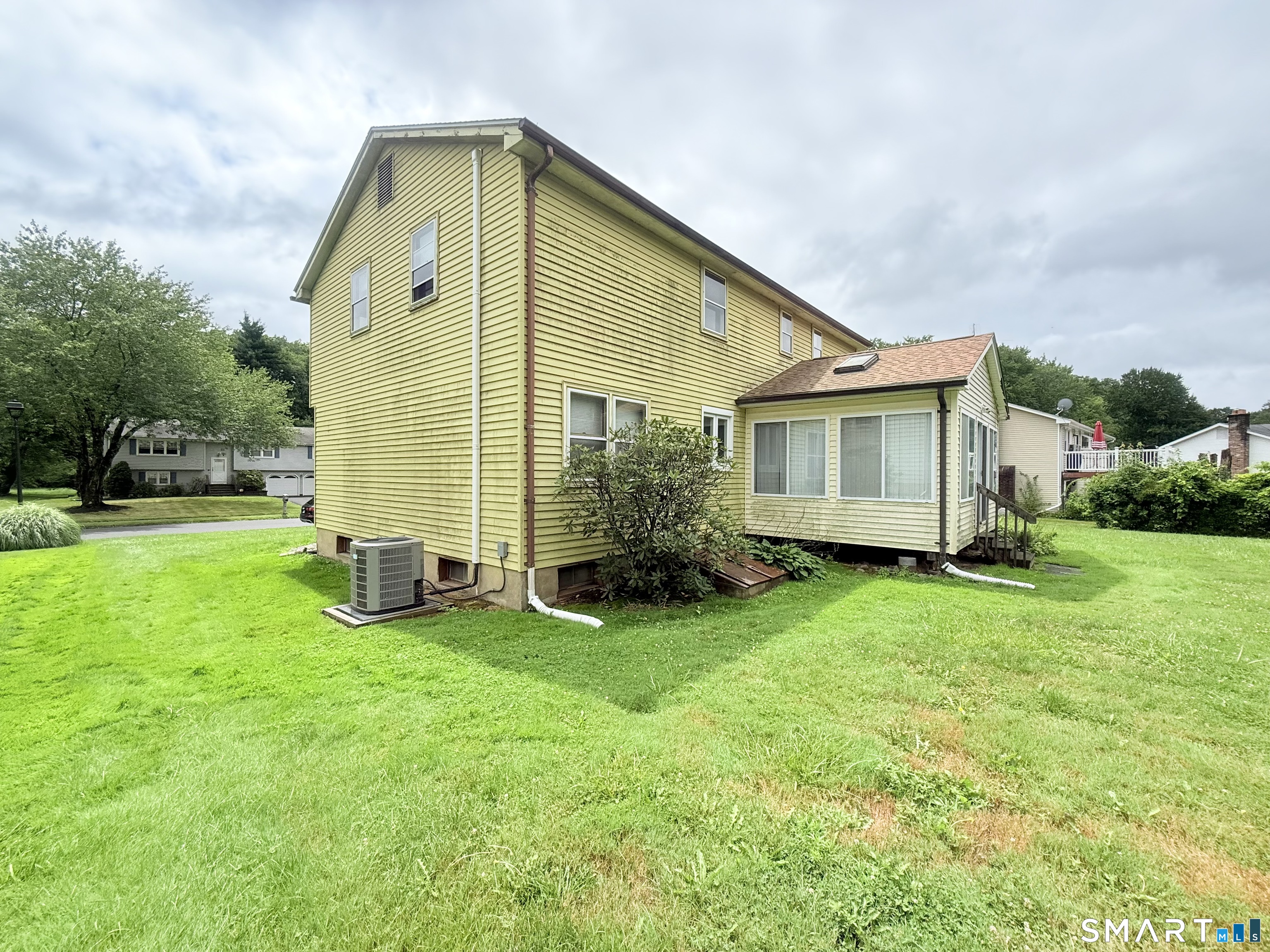 46 Lincoln Way Windsor CT 06095