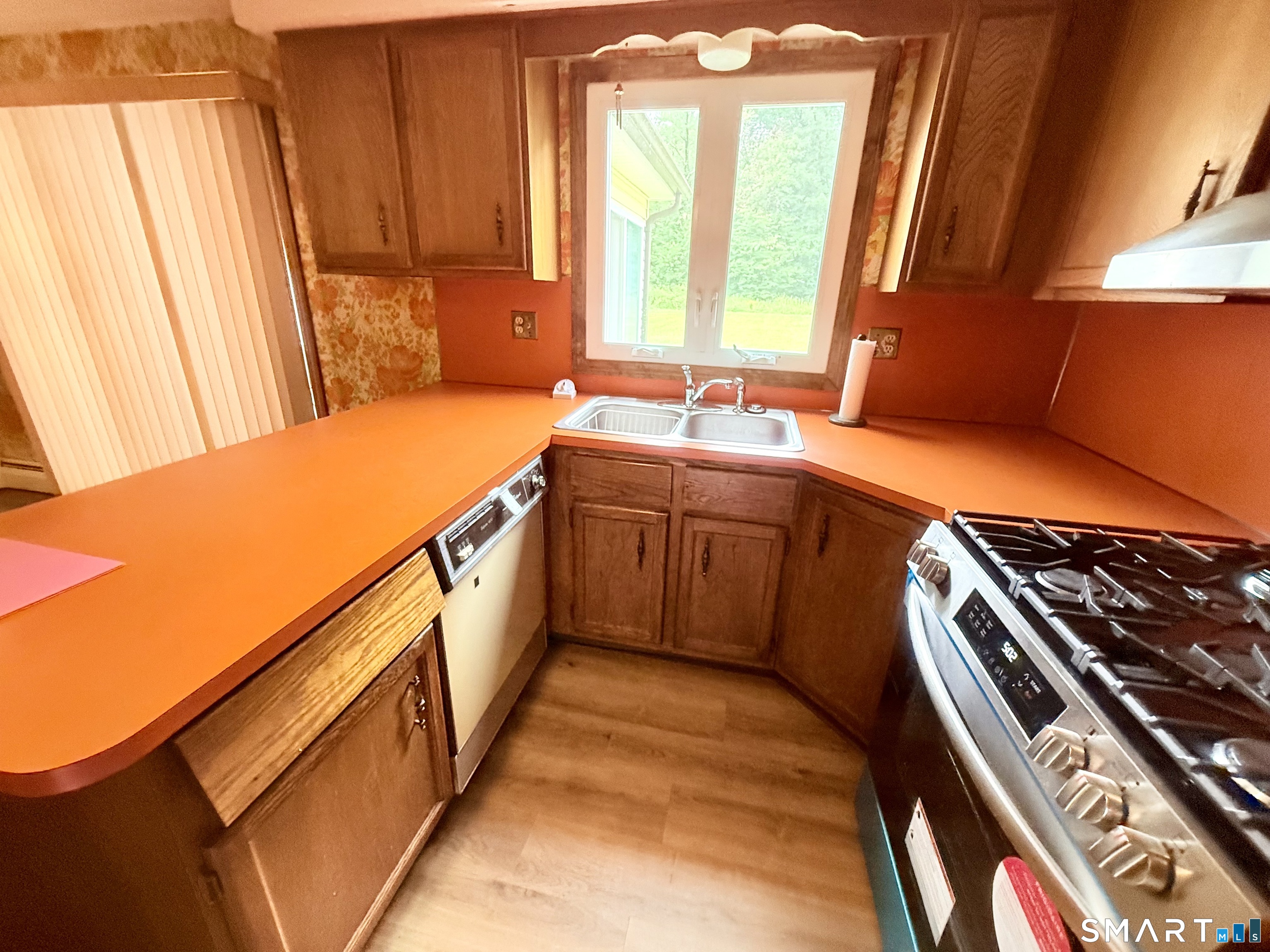 46 Lincoln Way Windsor CT 06095
