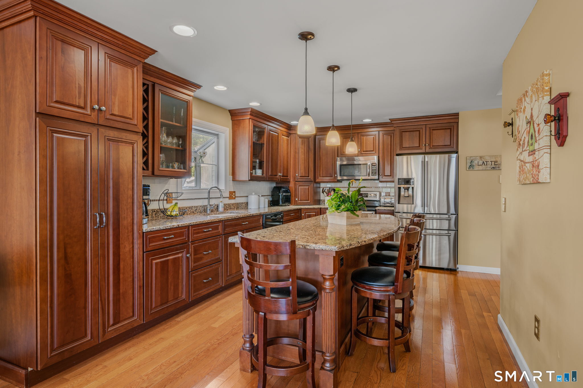 212-R Shore Road Waterford CT 06385