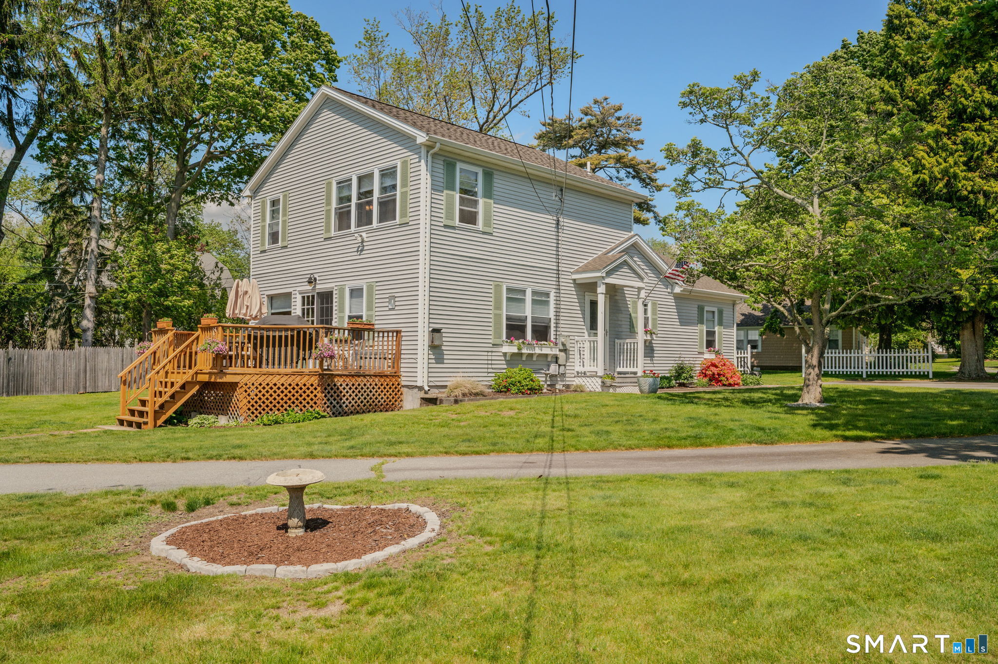 212-R Shore Road Waterford CT 06385
