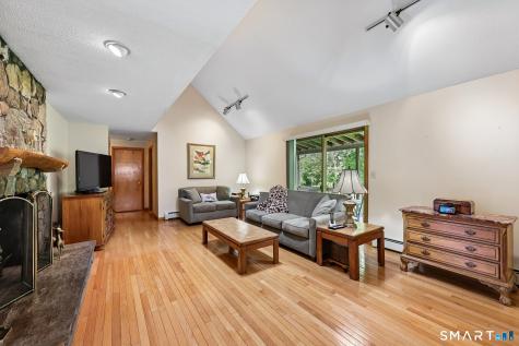 46 Stonegate Drive Wethersfield CT 06109