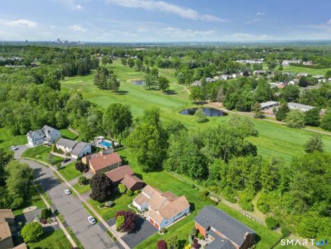 46 Stonegate Drive Wethersfield CT 06109