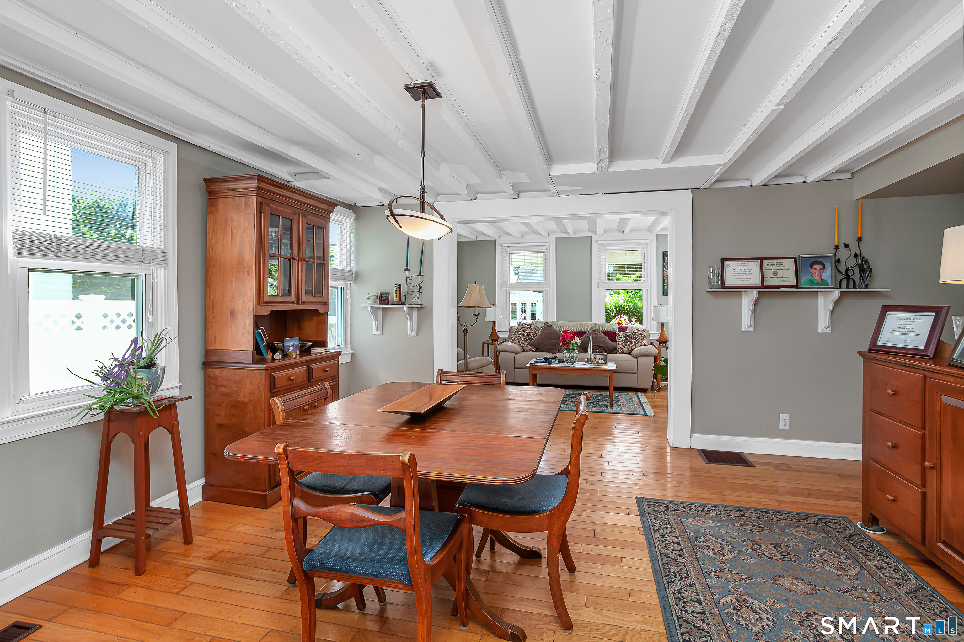 52 East Main Street Branford CT 06405