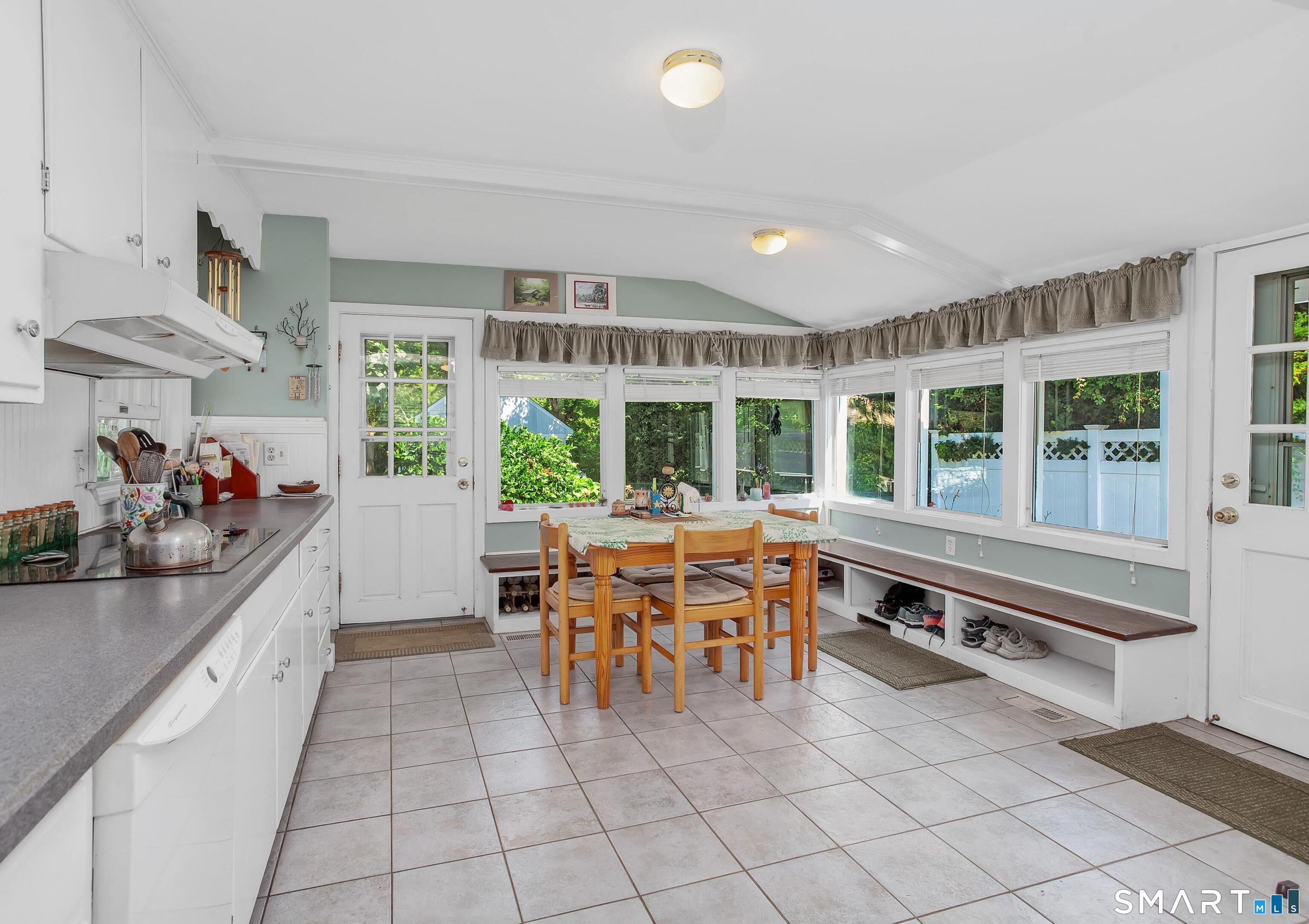 52 East Main Street Branford CT 06405