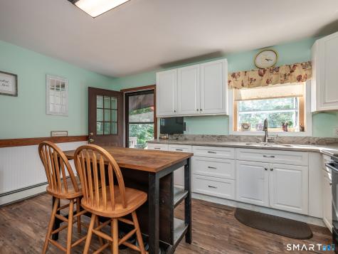 95 Pisgah Road Oxford CT 06478