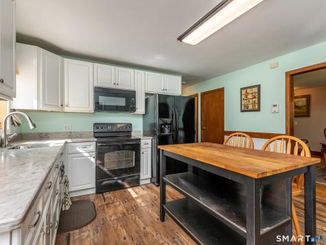 95 Pisgah Road Oxford CT 06478