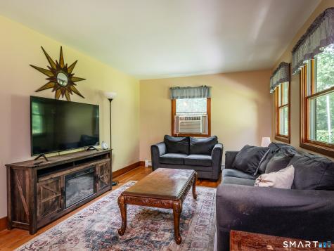 95 Pisgah Road Oxford CT 06478