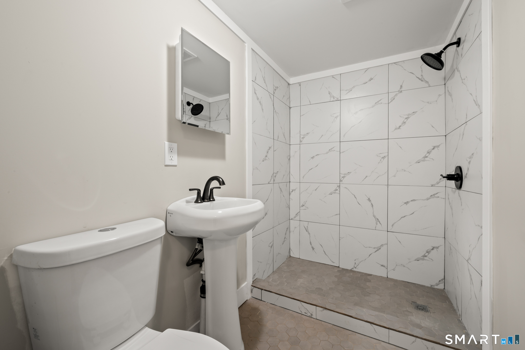 63 Savarese Lane Burlington CT 06013
