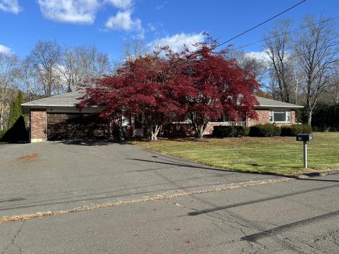 43 Margaret Circle Naugatuck CT 06770