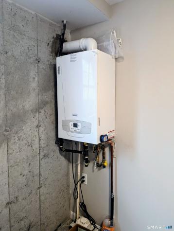 29 Tripp Hollow Road Brooklyn CT 06234