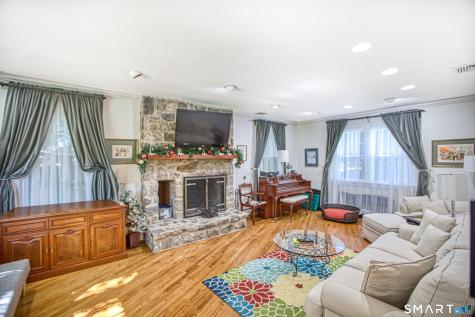 34 Regency Drive Norwalk CT 06851