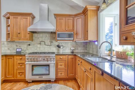 34 Regency Drive Norwalk CT 06851