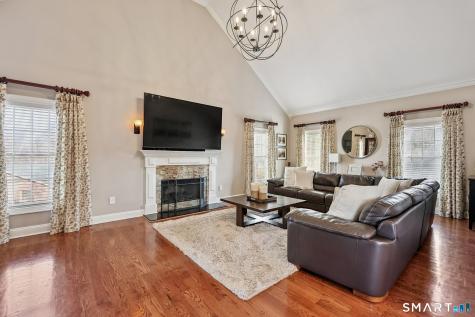 5 Kary Lane New Milford CT 06776