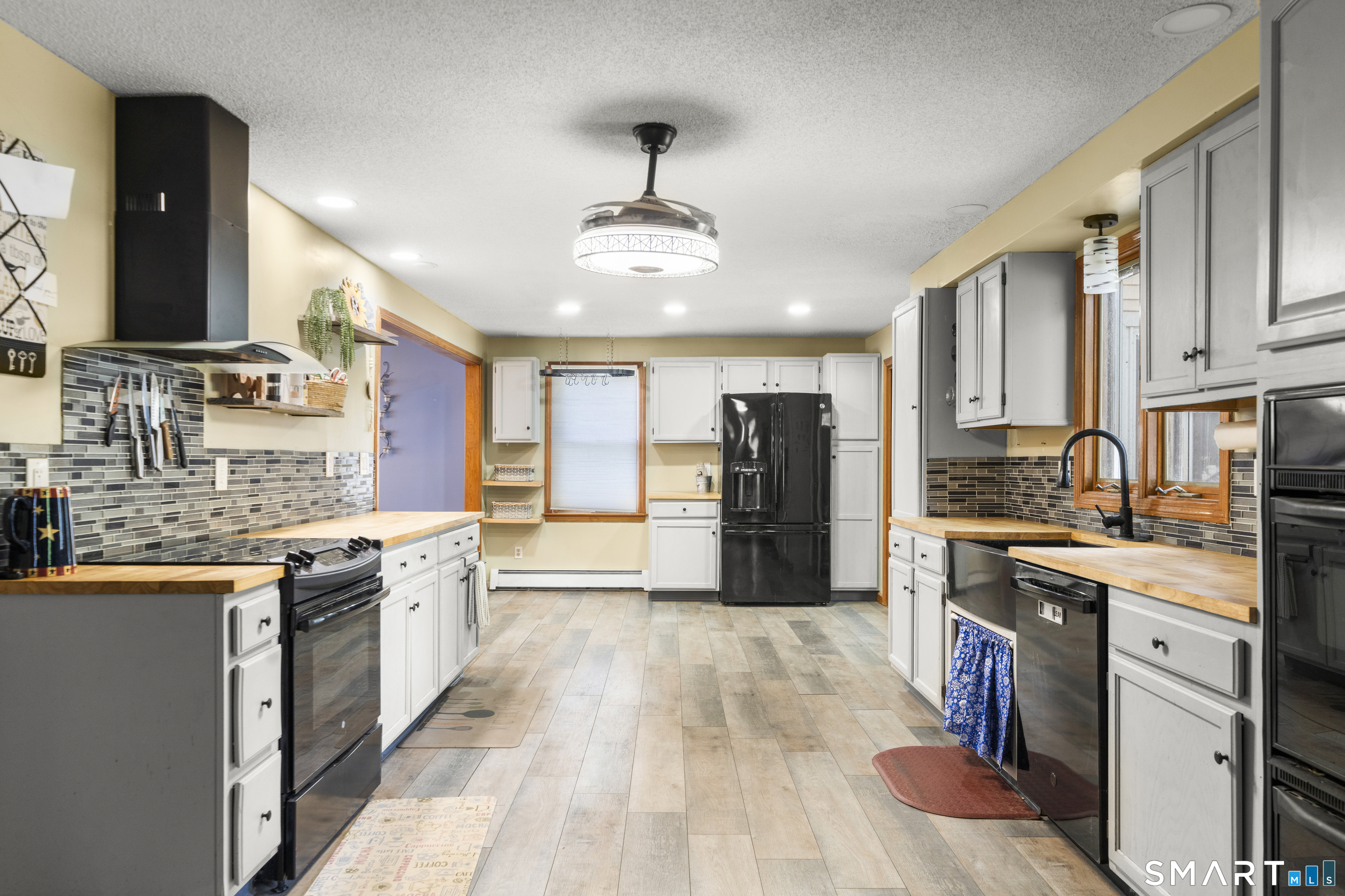 7 Pinecrest Road Enfield CT 06082