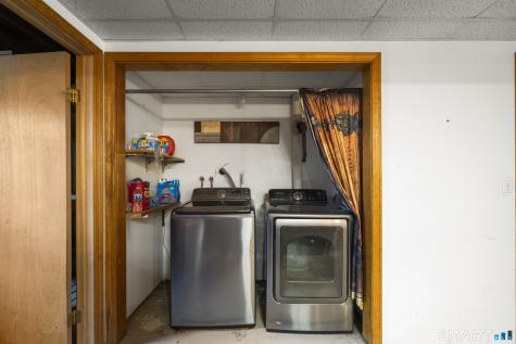 7 Pinecrest Road Enfield CT 06082