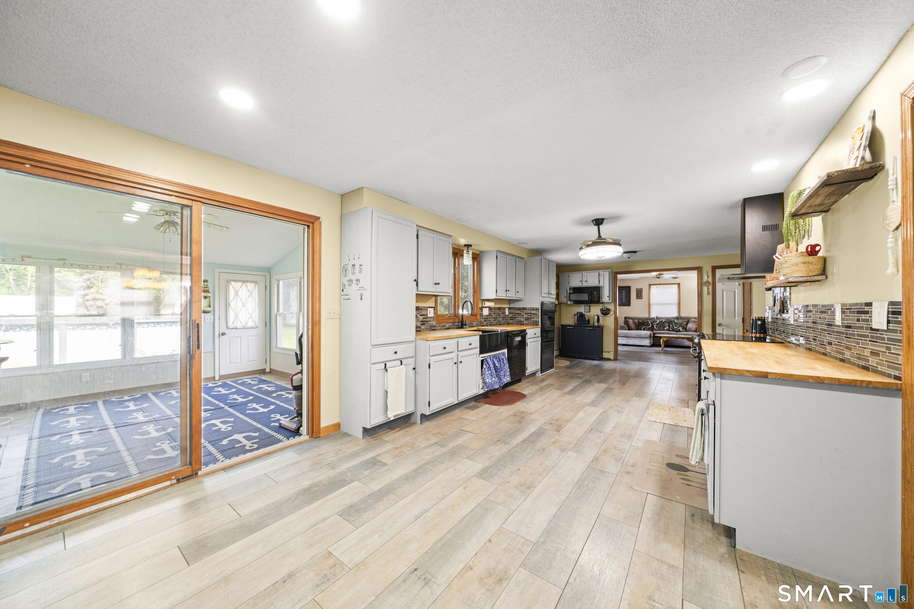 7 Pinecrest Road Enfield CT 06082