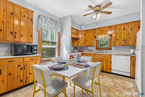 120 Bloomfield Avenue Windsor CT 06095