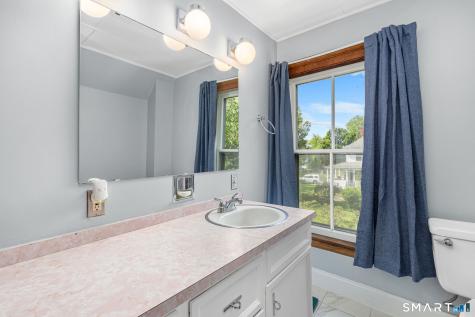 120 Bloomfield Avenue Windsor CT 06095