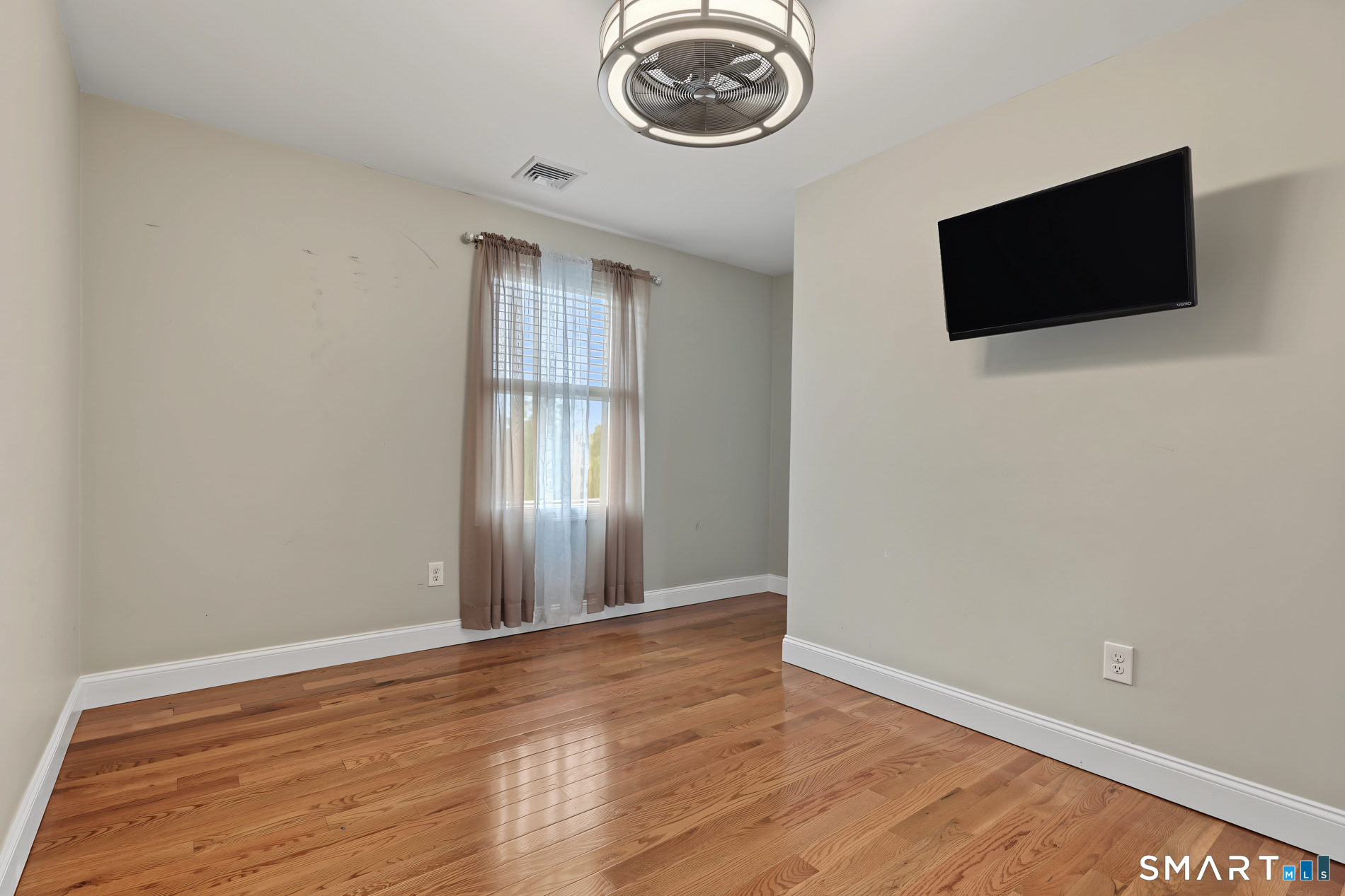 2 Logans Way Sterling CT 06377