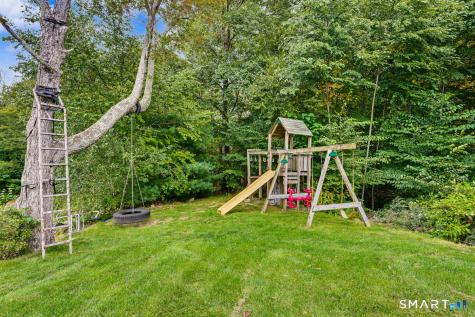 2 Logans Way Sterling CT 06377