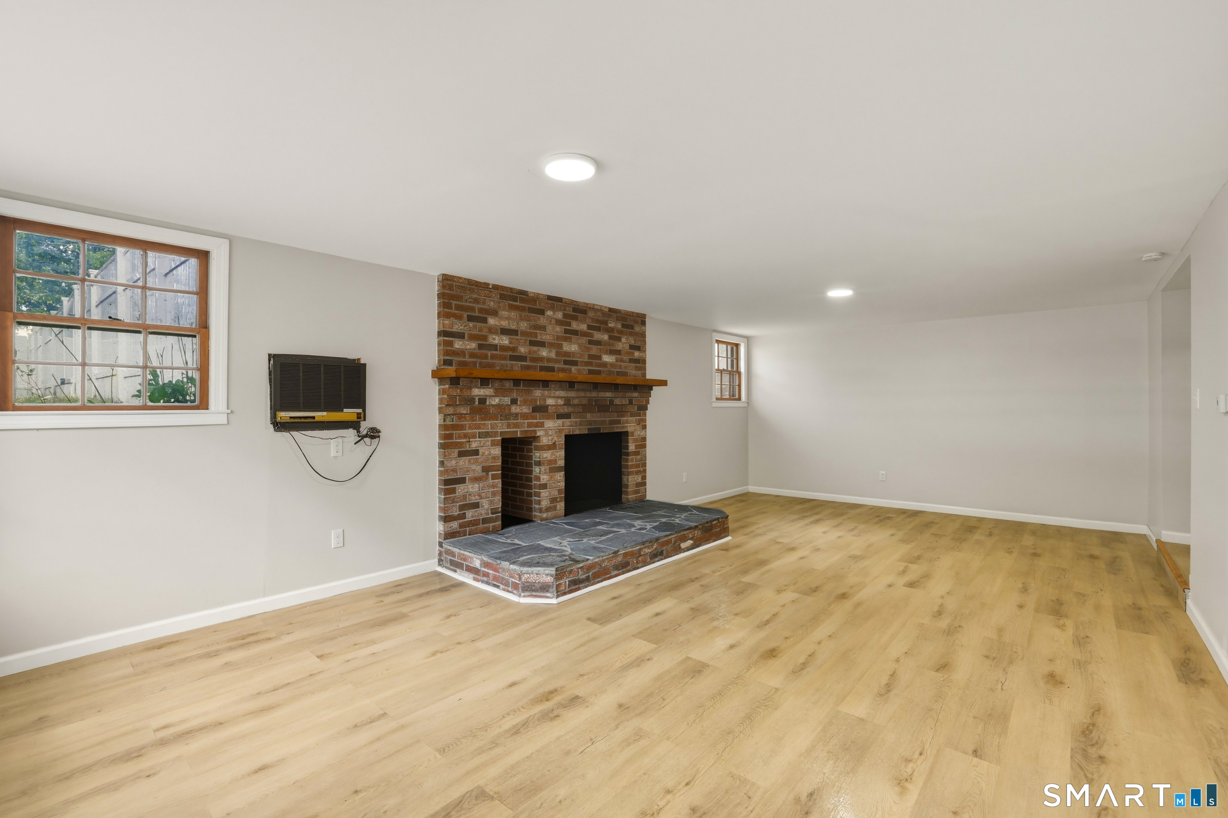 572 Forbes Street East Hartford CT 06118