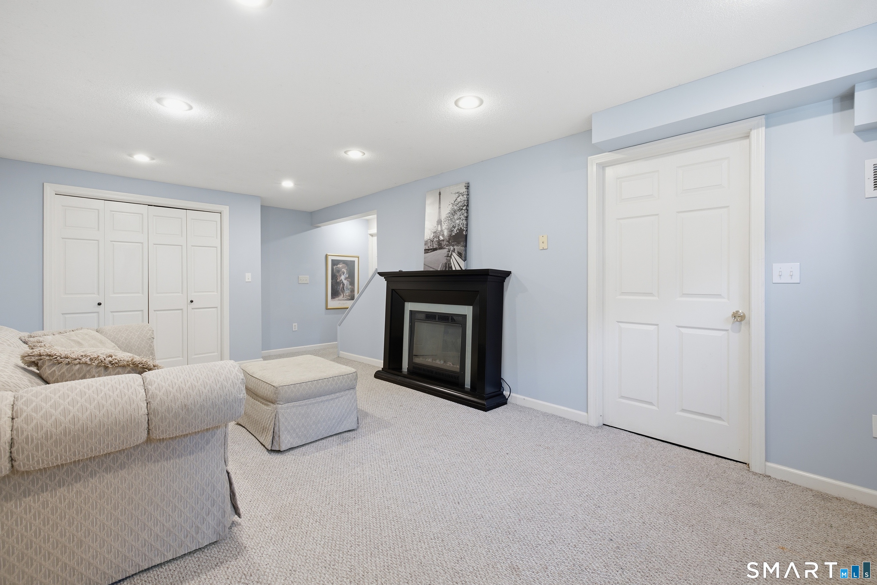 1 Longview Drive East Granby CT 06026
