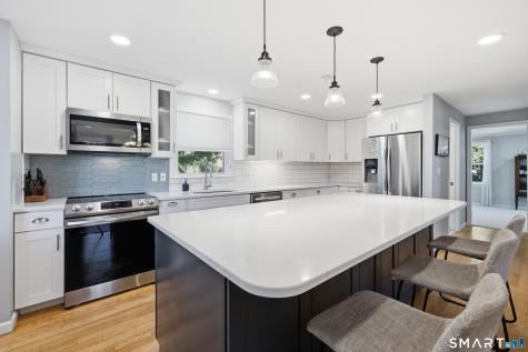 1 Longview Drive East Granby CT 06026