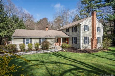 16 Wyngate Simsbury CT 06070