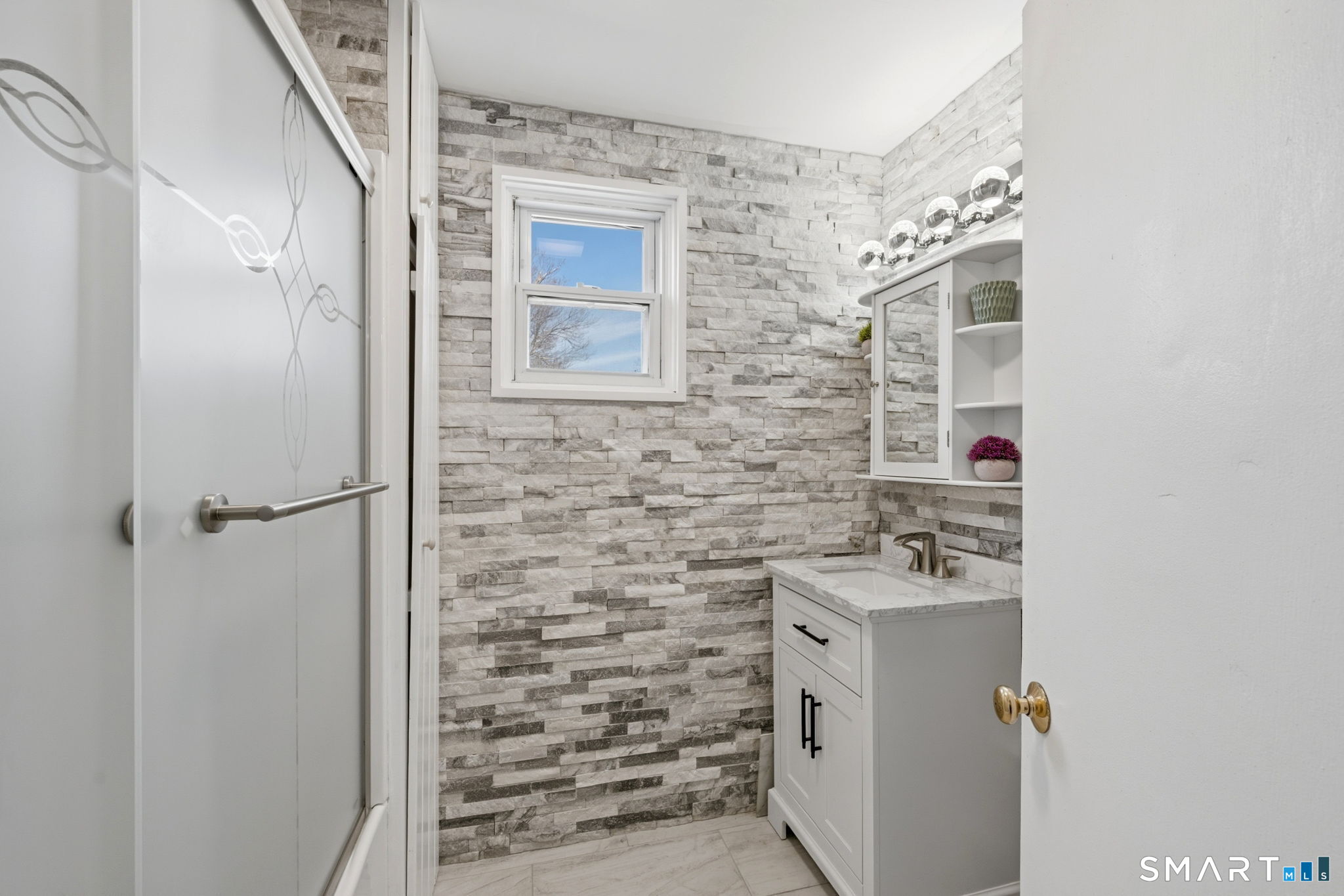 24 Newent Road Lisbon CT 06351