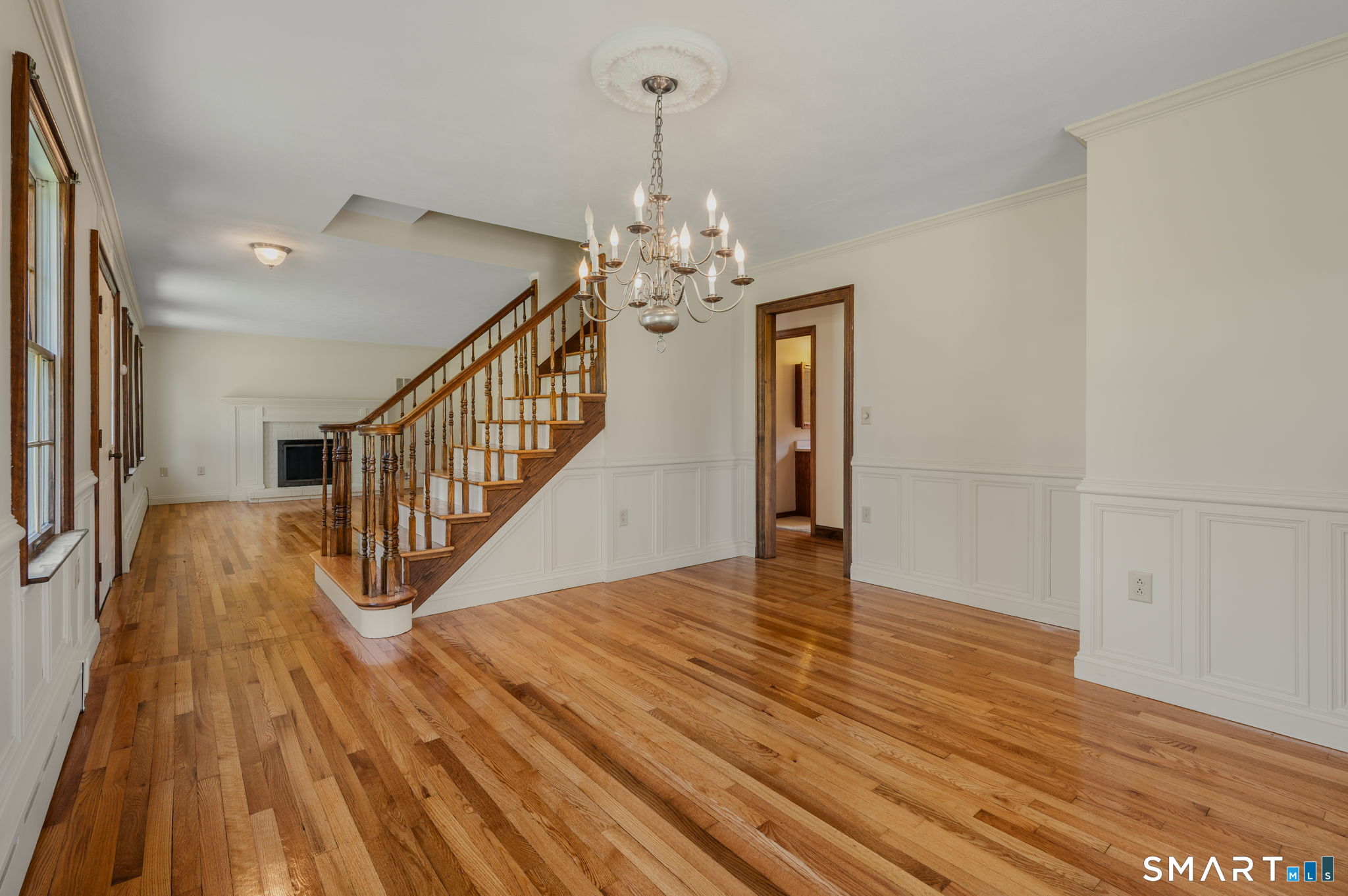 24 Jordan Terrace Waterford CT 06385