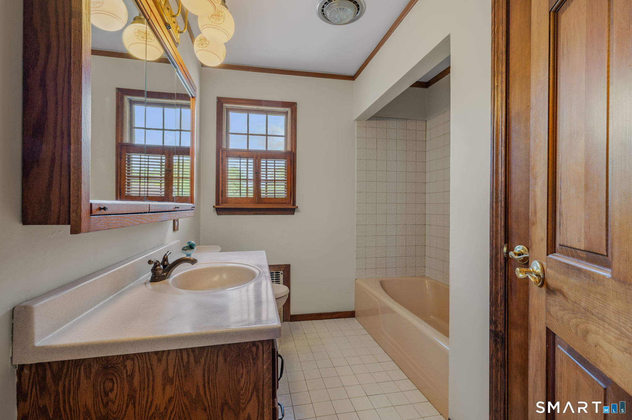 24 Jordan Terrace Waterford CT 06385