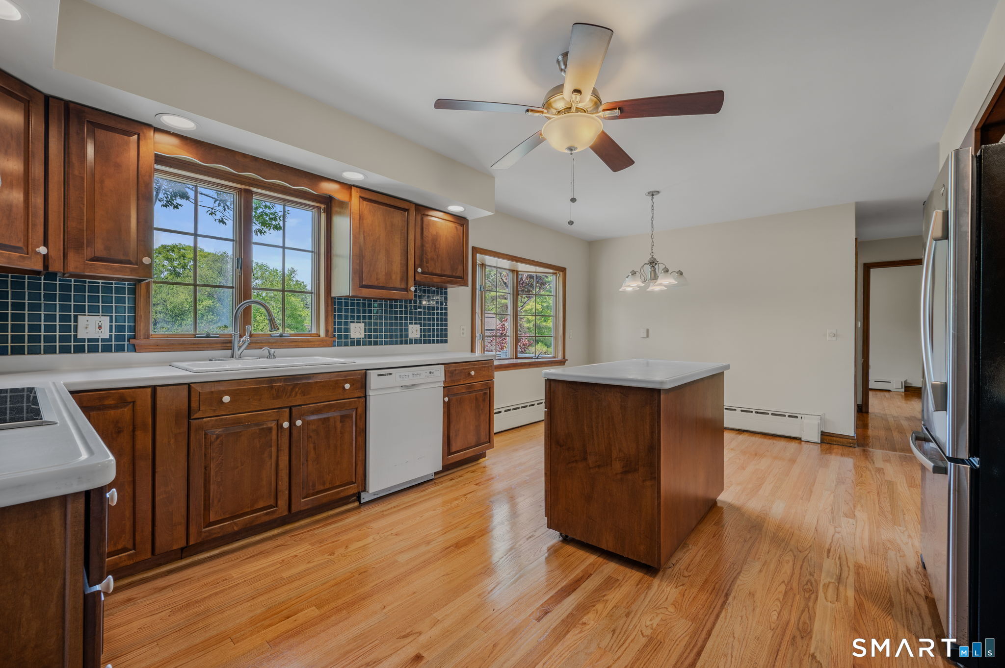 24 Jordan Terrace Waterford CT 06385