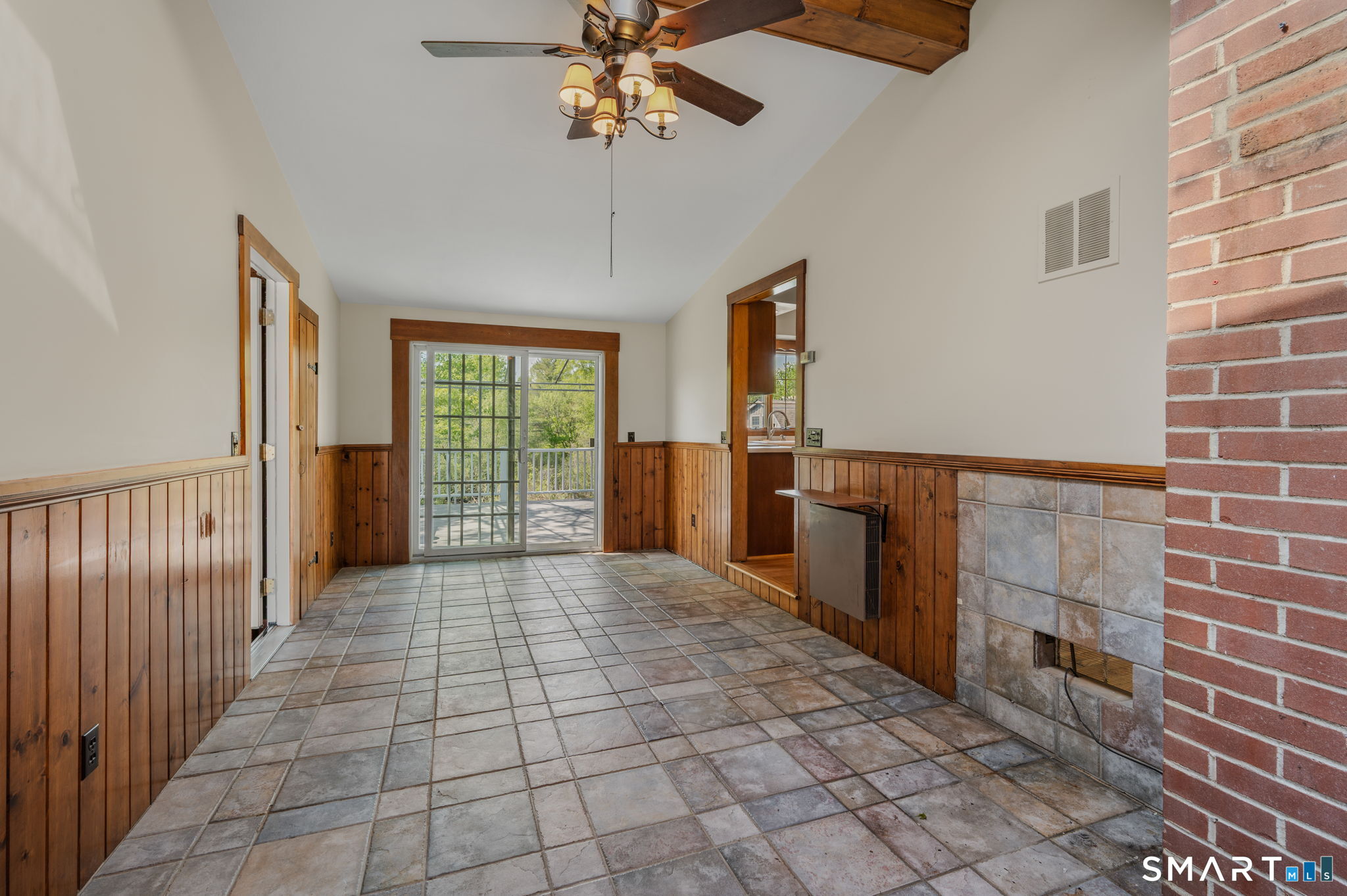 24 Jordan Terrace Waterford CT 06385