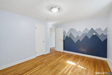 70 Leslie Court Bristol CT 06010